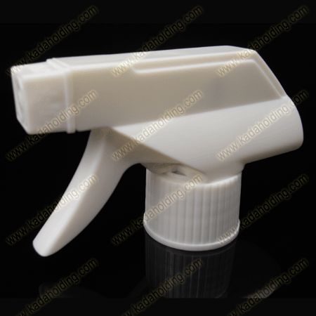 Versatile sprayer trigger