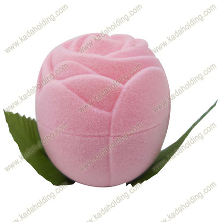 the velvet box with flower design